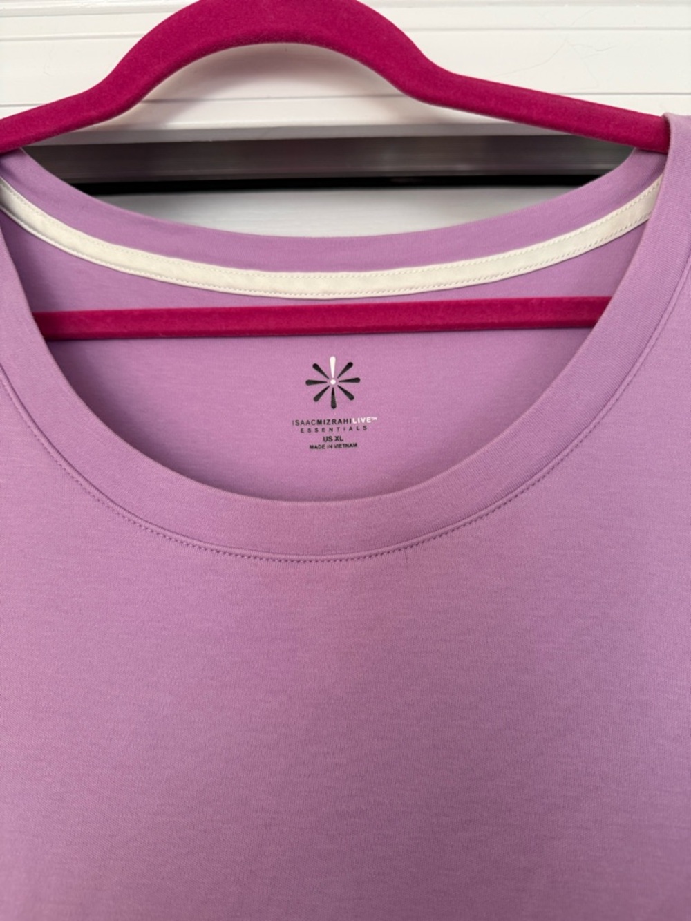 Isaac Mizrahi Lavender Scoop Neck 3/4 Sleeve Top - Picture 2 of 4